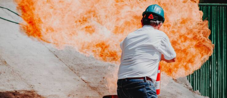 How To Quickly Stop a Fire in the Workplace